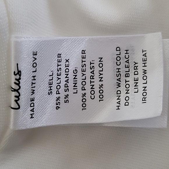 Lulus NWT Beautifully Beloved White Mesh Off-the-Shoulder Maxi Dress Size S - Picture 10 of 12